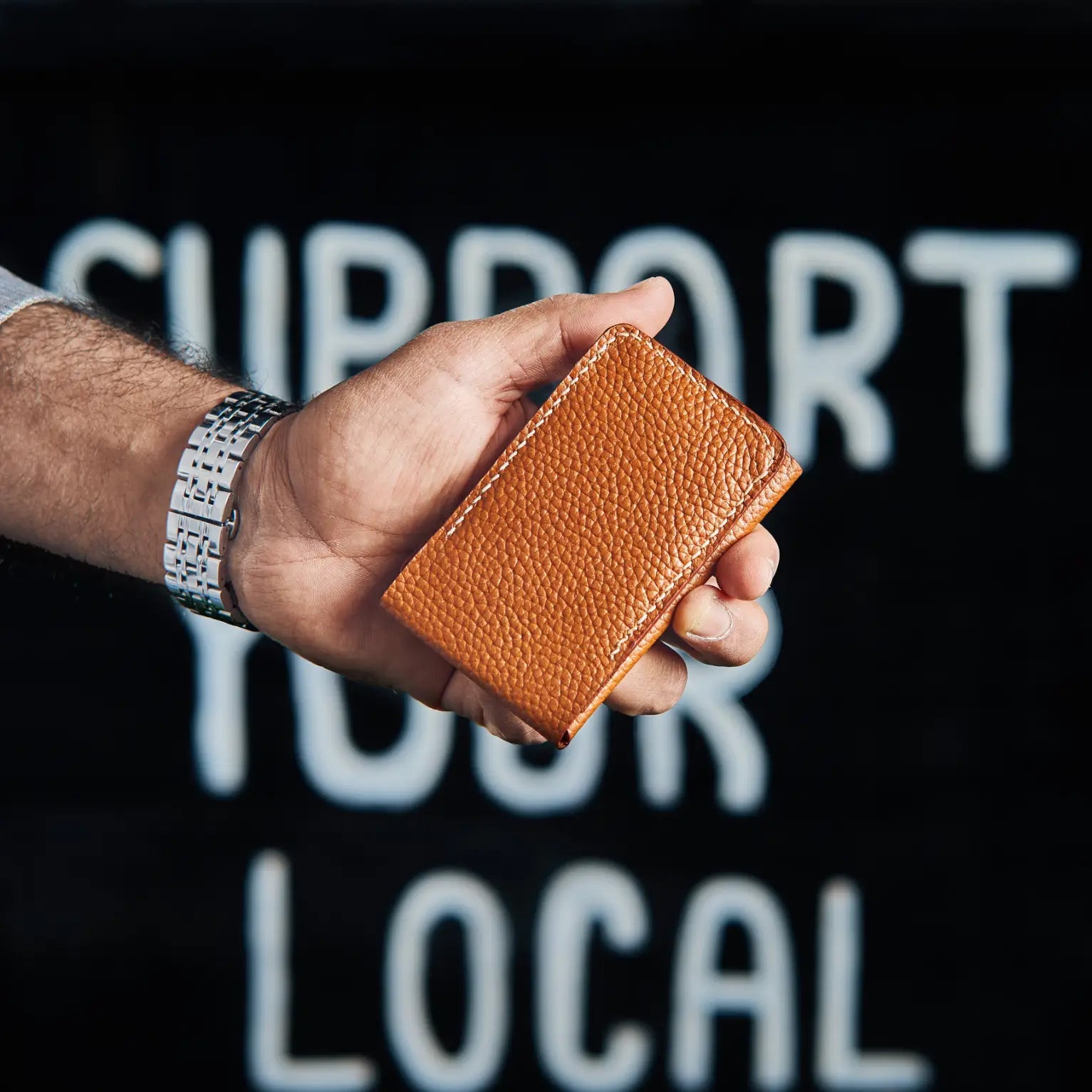 Trifold Leather Card Holder Embossed Havan.