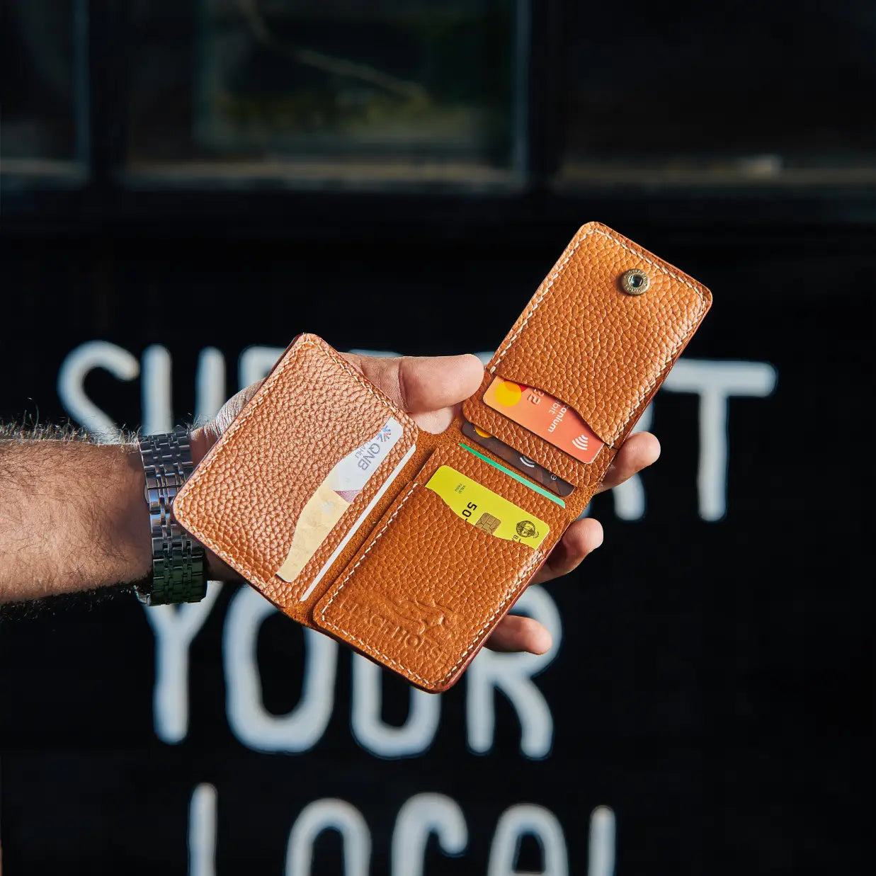 Trifold Leather Card Holder Embossed Havan.