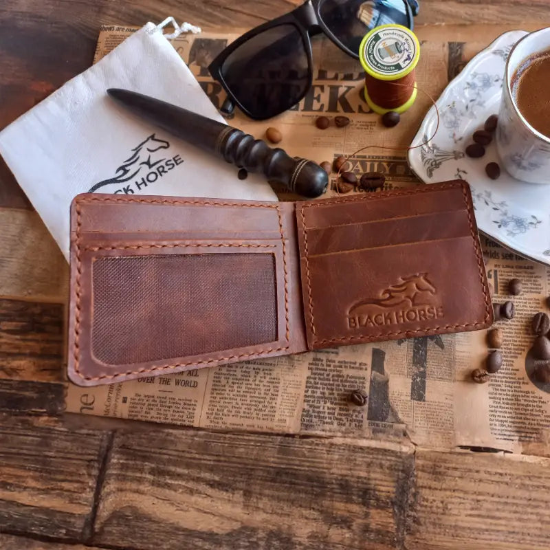 Leather Bifold Wallet with Mesh Card-ID, Reddish Brown.