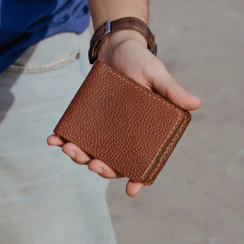 Bifold Leather Wallet with Transperent Card-ID, Brown